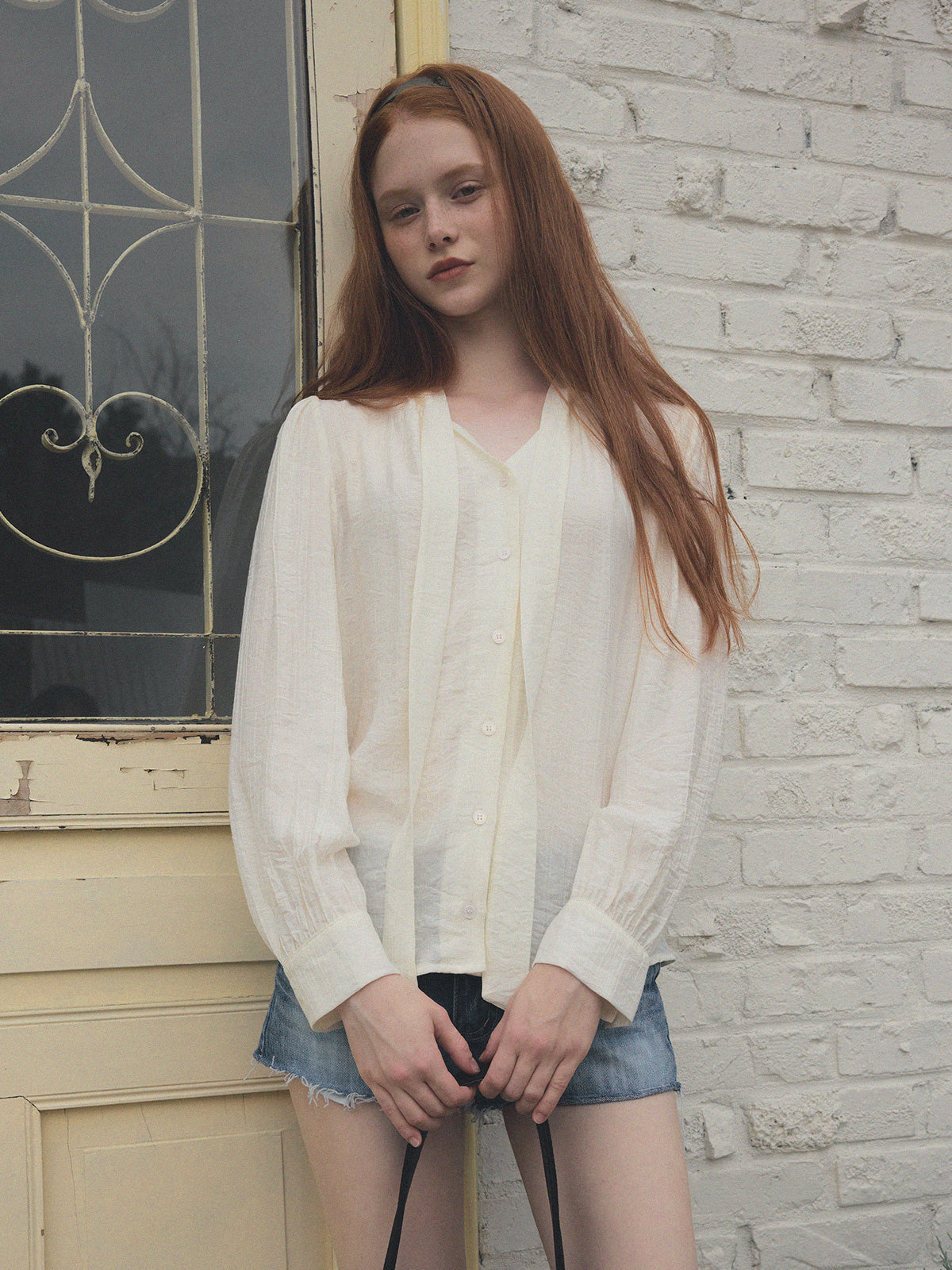 [TWEE] Neuden Tie Blouse